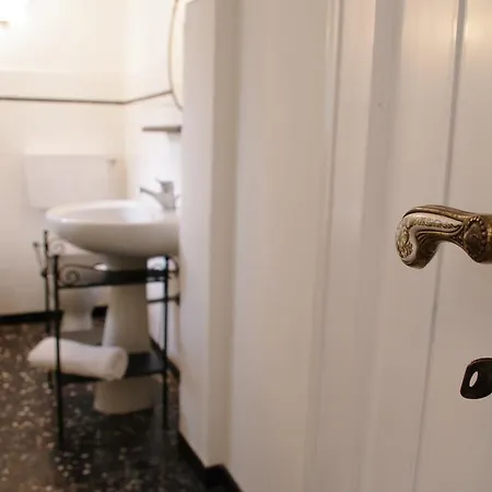 Aia Vecchia B&B 치스테르니노